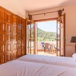 In With Pool And Mountain Views *
