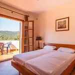 In With Pool And Mountain Views Villa *