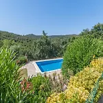 In With Pool And Mountain Views Villa