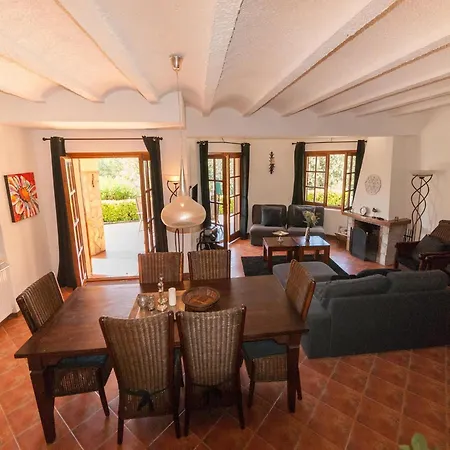 In With Pool And Mountain Views Villa *